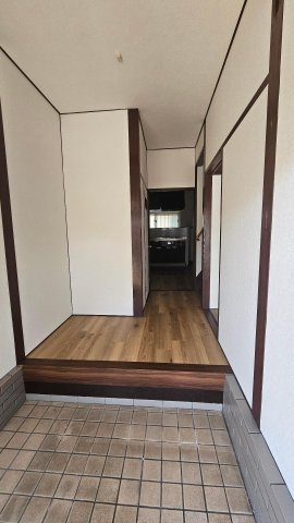 姫路市野里戸建て2階3DK 玄関の画像