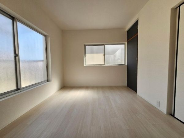 姫路市野里戸建て2階3DK 部屋②の画像