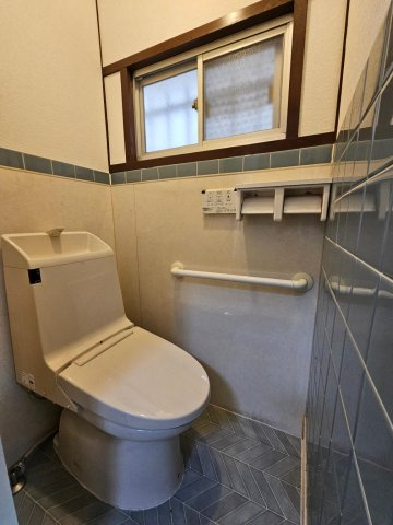 姫路市野里戸建て2階3DK トイレの画像