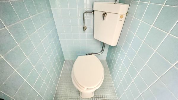 トーカイプラザ弐号館2階2DK トイレの画像