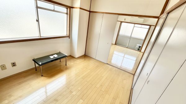 トーカイプラザ弐号館3階2DK 部屋①の画像