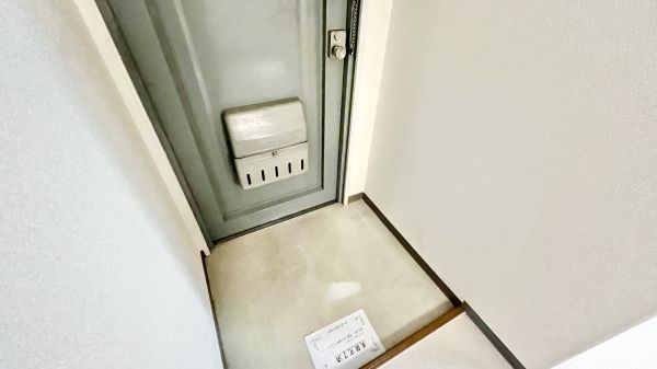 ハイムヤマウチ2階2K 玄関の画像
