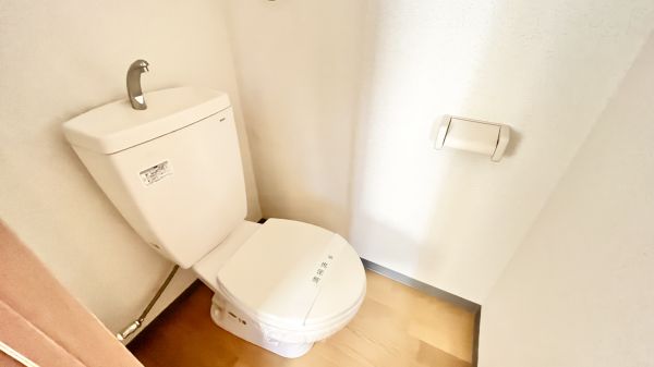 ハイムヤマウチ2階2K トイレの画像