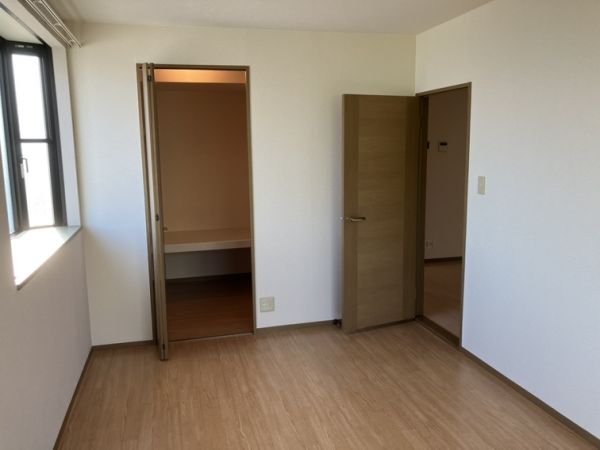 グリーンパーク豊中宮山3階3DK 部屋②の画像