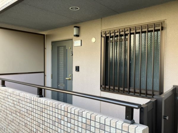 ラルゴ・コート1階3LDK 玄関の画像
