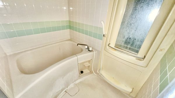 ラパンジール住吉大社2階1LDK お風呂の画像