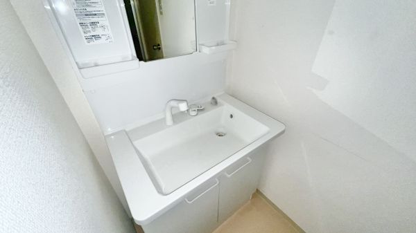 ラパンジール住吉大社2階1LDK 洗面所の画像