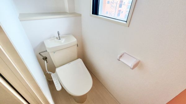 ラパンジール住吉大社5階1LDK トイレの画像