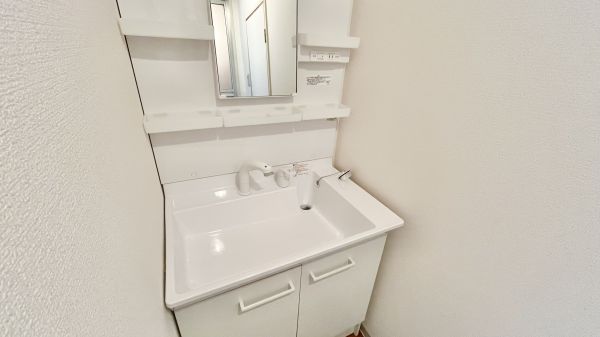 ラパンジール住吉大社5階2DK 洗面所の画像