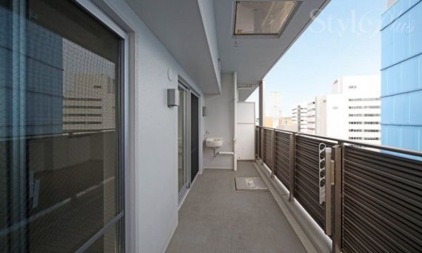 プレミスト西本町14階2LDK ベランダの画像