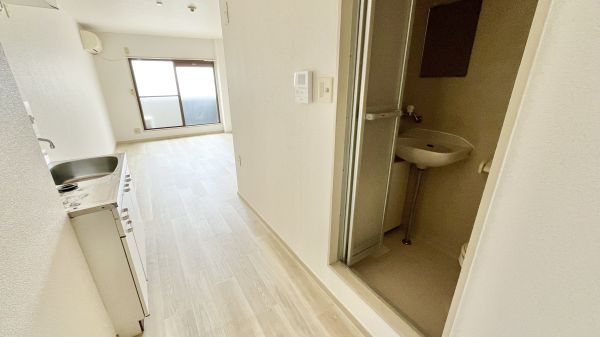 ルネ浜口2階1R 玄関の画像