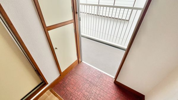 パークライフ住吉5階1K 玄関の画像