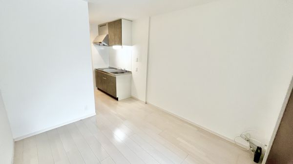 F asecia scelto1階1LDK 部屋①の画像