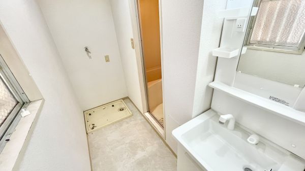 アクシスコート住之江1階2DK 洗面所の画像
