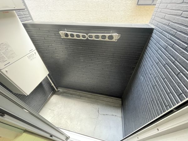 クレール岩塚Ⅰ1階1K ベランダの画像