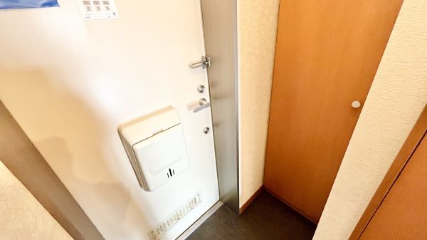 へーベル姫松3階1DK 玄関の画像
