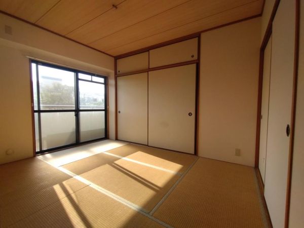 アルブル2階3LDK 部屋①の画像