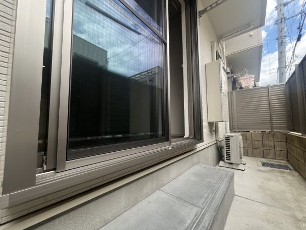 エマイユ鴻池1階1LDK ベランダの画像