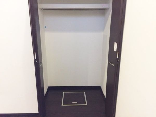 エルフパパ庄内緑地1階1R 収納の画像