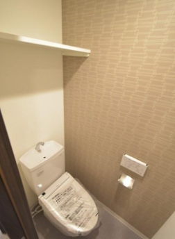 ラクラス堺筋本町13階1LDK トイレの画像