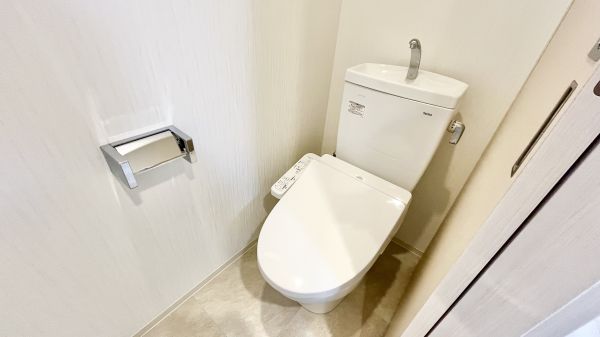 プレジオ帝塚山2階1LDK トイレの画像