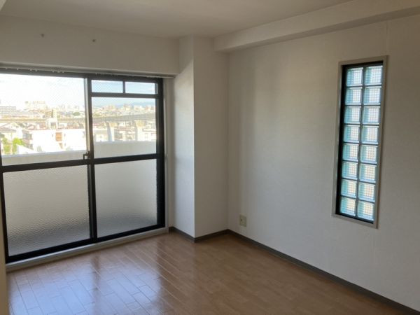 ローレル蛍池6階2LDK 部屋①の画像