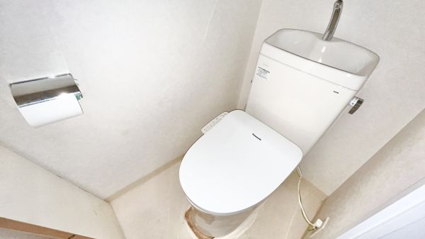 南海住之江ユーリプラザ11階3DK トイレの画像