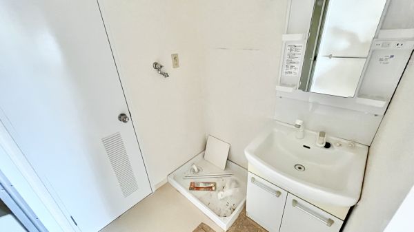 南海住之江ユーリプラザ11階3DK 洗面所の画像