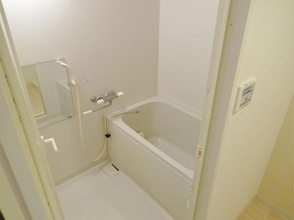 カンナビーノ5階1K お風呂の画像
