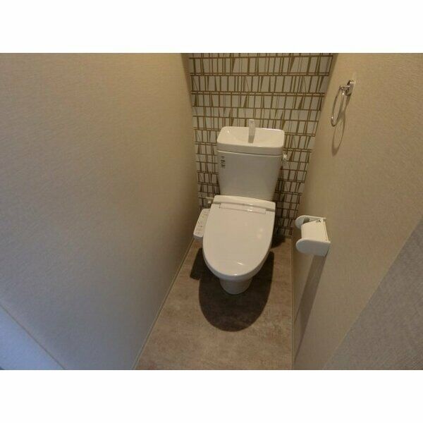 リエゾンコート大今里03階1K トイレの画像