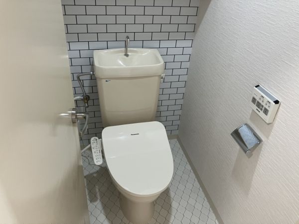 豊中ヒルズ3階2LDK トイレの画像
