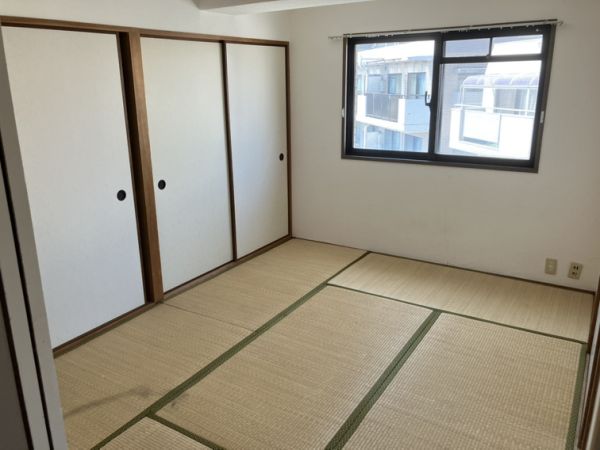 メゾン宮山3階3LDK 部屋②の画像