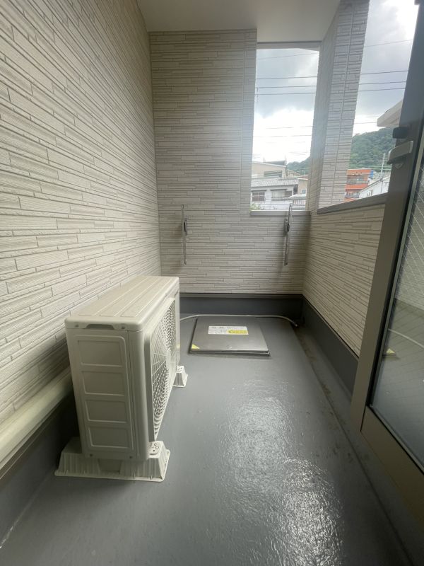 カーサフォルトゥナート額田駅前3階1K ベランダの画像