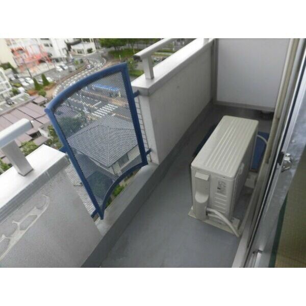 マンションプレザント10階1DK ベランダの画像