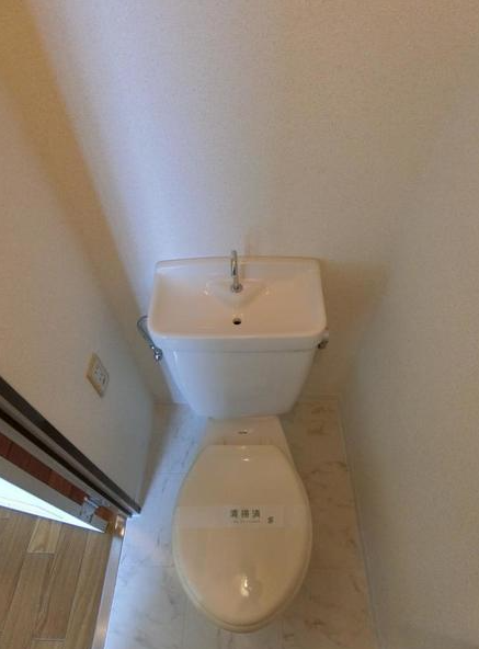 サンビレッジ9階2DK トイレの画像