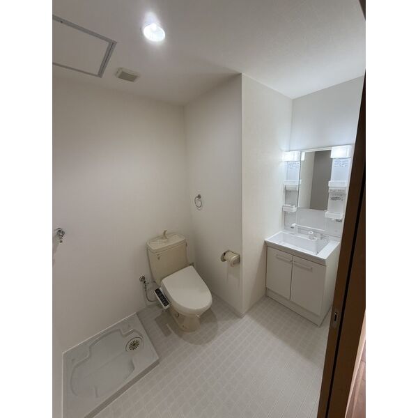 グランドキャパ沢之町02階1K トイレの画像