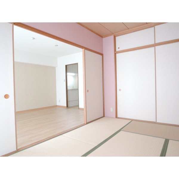 エクセル熊取3階3LDK 部屋①の画像