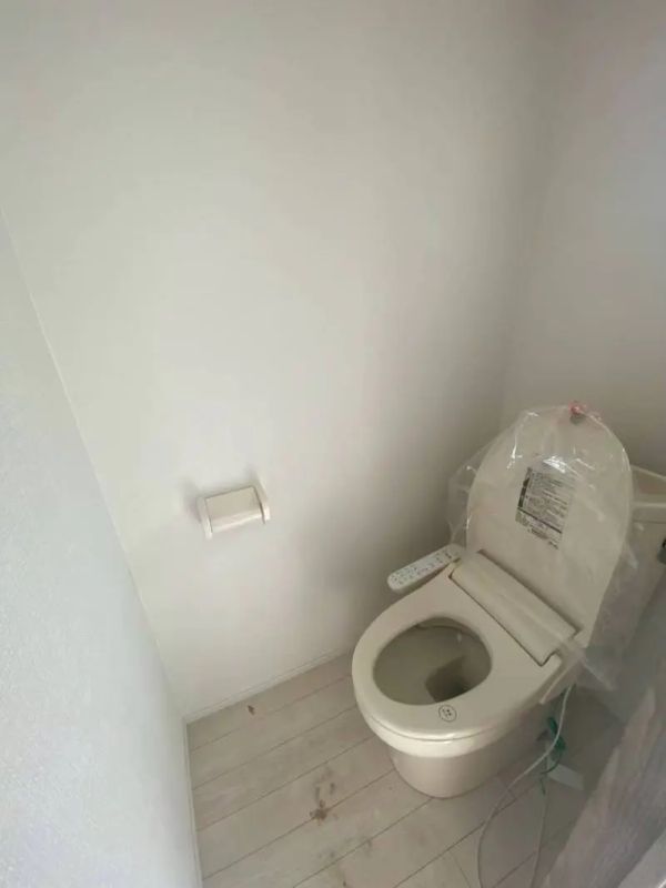プレサンス堺筋本町エグゼブラン15階1LDK トイレの画像