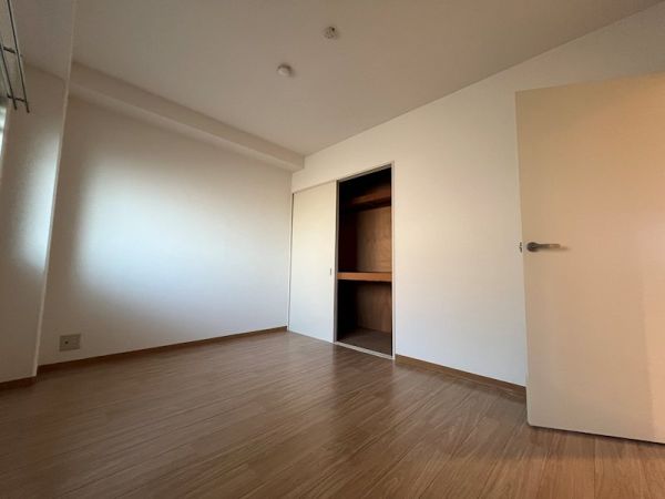 ファミーユ23階2LDK 部屋①の画像