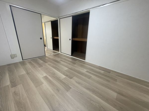 RIZONE平野1階2K 部屋①の画像