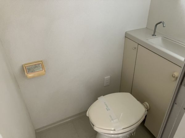 プライムアーク3階3LDK トイレの画像