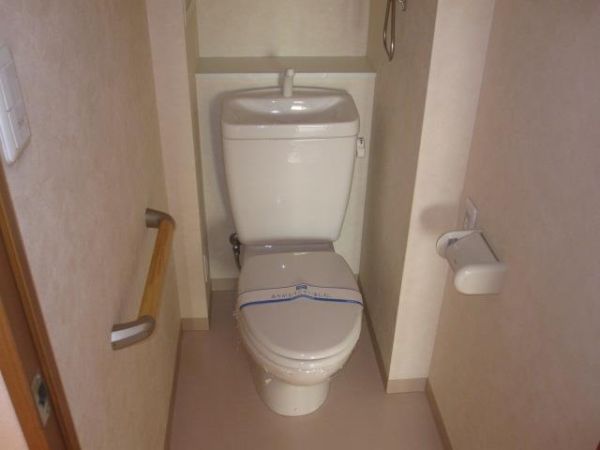 ルミエール・りんくう2階1DK トイレの画像