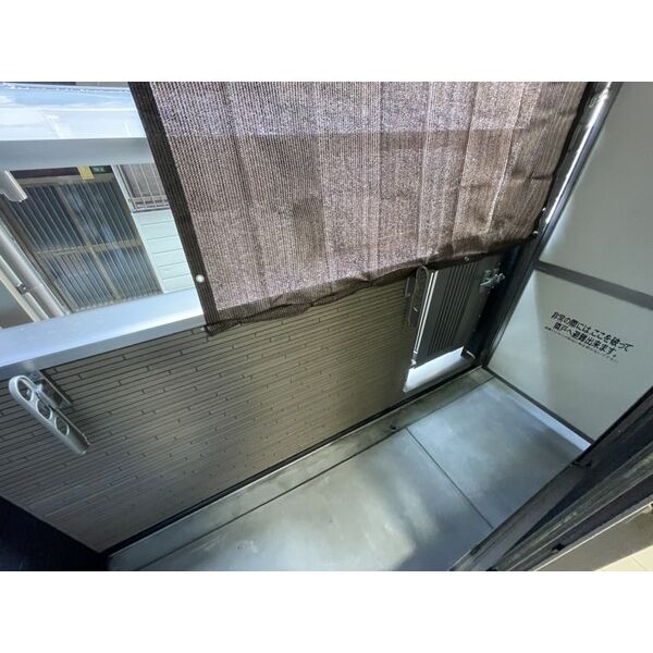 ヴィエント南巽1階1LDK ベランダの画像