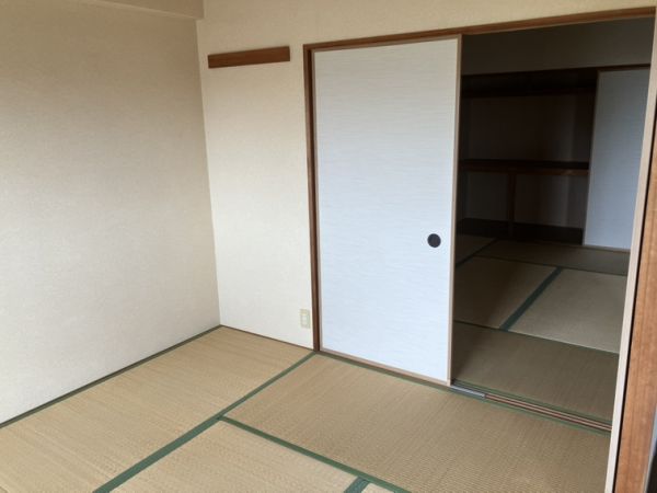 ジョイフルライフ泉丘5階3LDK 部屋②の画像