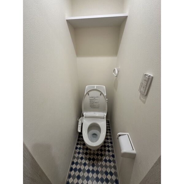 ヒルハイツ柴原駅前03階1K トイレの画像