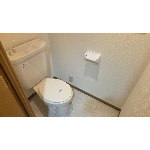 JSC岸和田02階2LDK トイレの画像