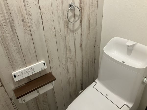 La-Crea緑地公園2階1LDK トイレの画像
