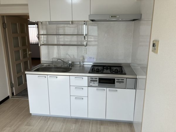 長興寺こよしマンション4階2DK キッチンの画像