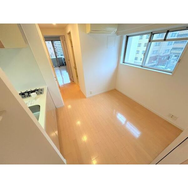 アビティ江坂11階1DK 部屋①の画像