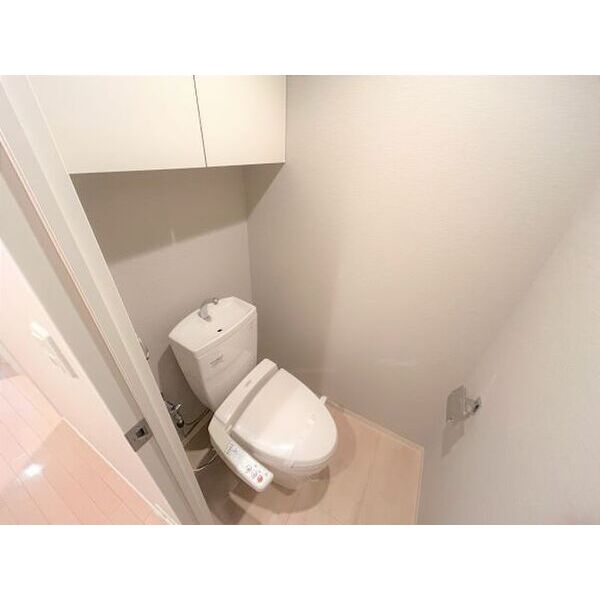 アビティ江坂12階1R トイレの画像